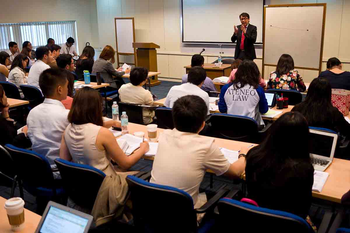 Free tuition law threatens private  colleges, national innovation