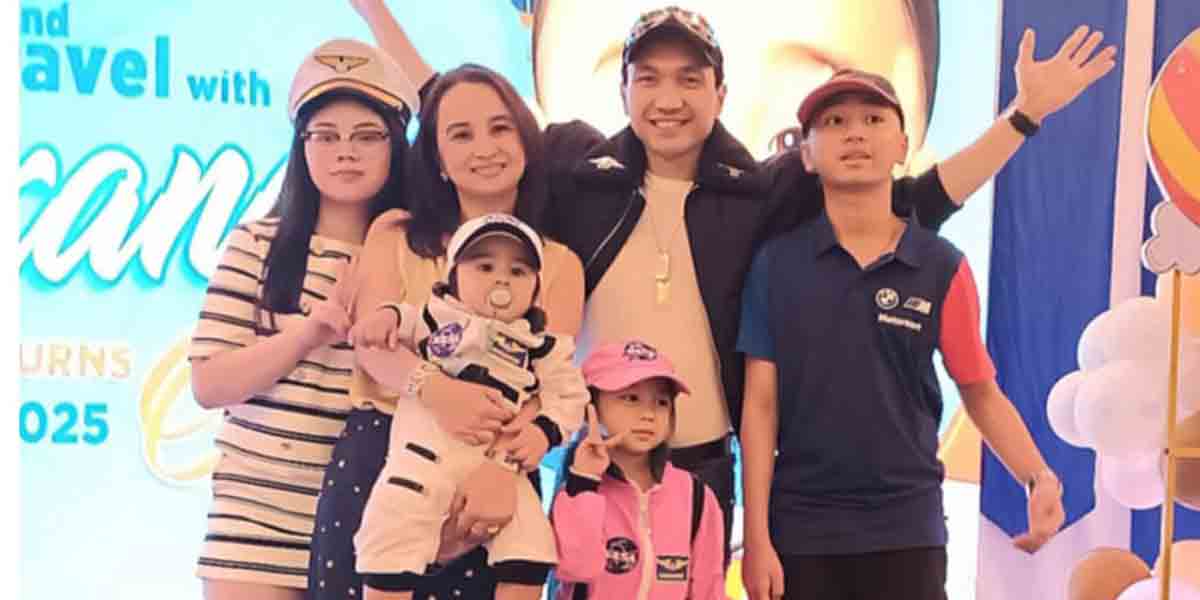 Alexander Alumisin Tupas Turns One!