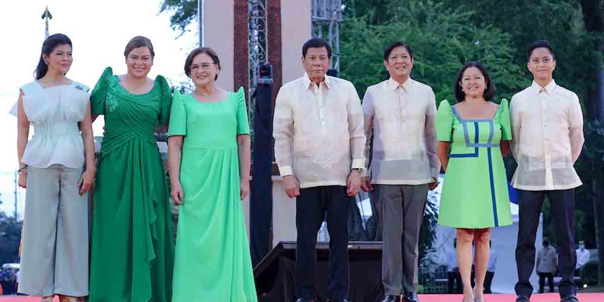 Support for Dutertes falls as independents, Marcos backers rise