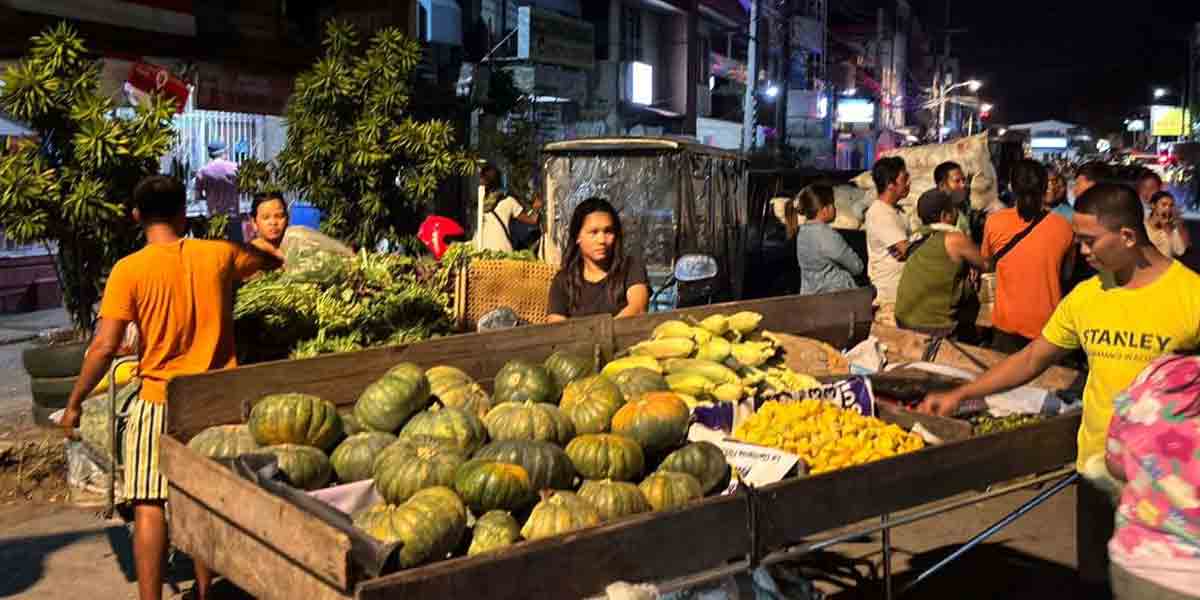 Iloilo City rejects nightly bolantero vending outside Super Market